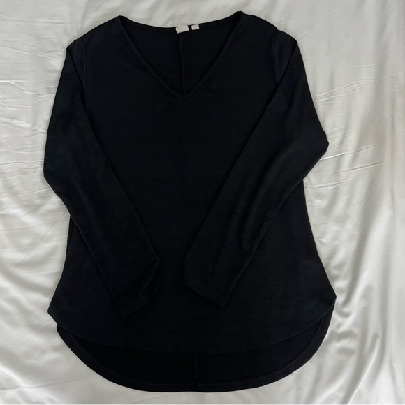 GAP Sweaters - Gap Maternity V-Neck Sweater, Black, Size Large